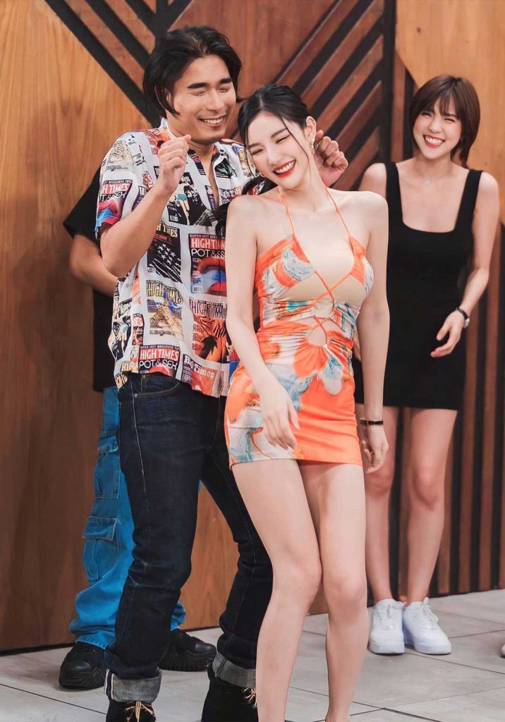 เปิดวาร์ปน้อง ลูกหว้า อาทิตยา (lookwa) ก็มาดิค้าบ ดาว Onlyfans